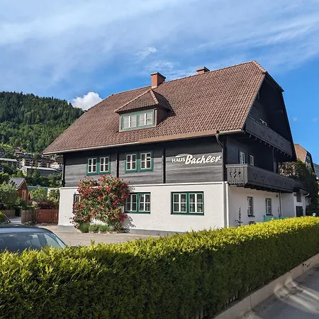 Haus Bachler 公寓